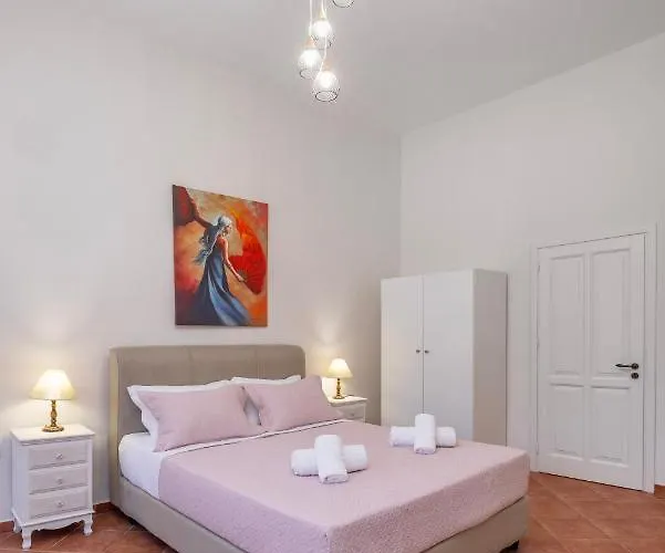 Nikolas Old Town Apartamento *